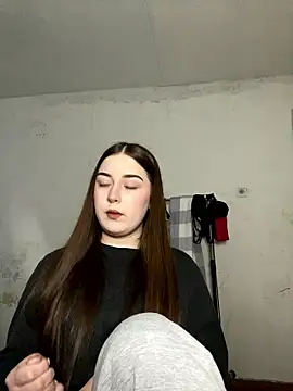 Yaseniya  online show from January 17, 8:40 am