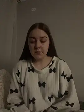 Yaseniya  online show from February 7, 2:52 am