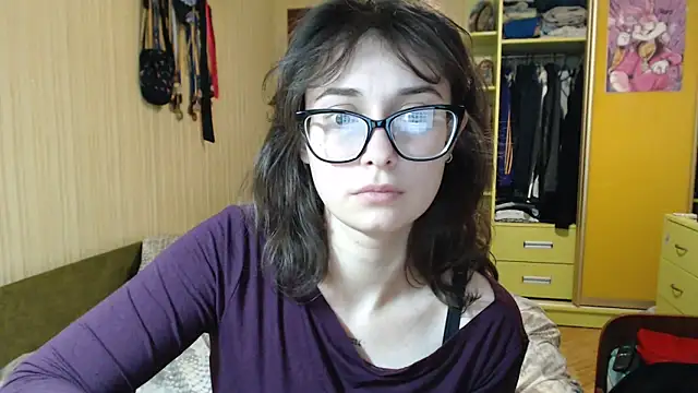 Snapshot of Angelik5371 chatting on May 13, 4:14 pm Angelik5371 online show from May 13, 4:14 pm
