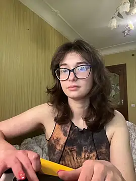 Snapshot of Angelik5371 chatting on May 14, 10:23 am Angelik5371 online show from May 14, 10:23 am