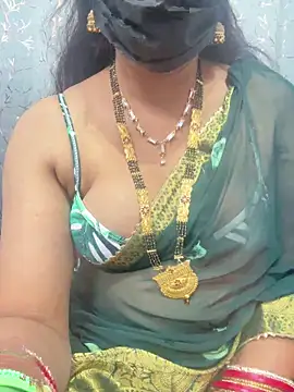 Snapshot of kusbu0077 chatting on February 24, 11:16 pm kusbu0077 online show from February 24, 11:16 pm