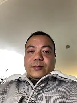 Snapshot of linzi_66 chatting on December 16, 5:55 am linzi 66 online show from December 16, 5:55 am