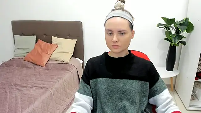 Jessy lil online show from February 19, 3:42 pm