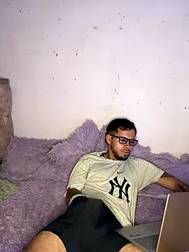 Snapshot of DavidNyx chatting on January 13, 2:54 pm DavidNyx online show from January 13, 2:54 pm