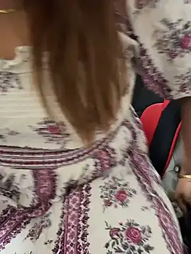 butterflyslay online show from March 29, 7:43 am