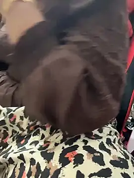 butterflyslay online show from March 23, 1:55 pm