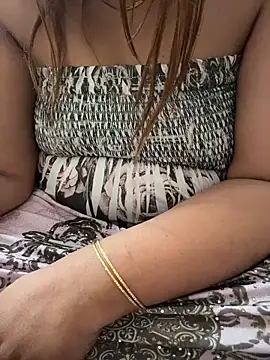 butterflyslay online show from April 5, 2:29 am