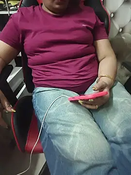 butterflyslay online show from April 13, 4:22 pm