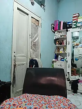 Snapshot of soylulita07 chatting on February 23, 6:08 pm soylulita07 online show from February 23, 6:08 pm