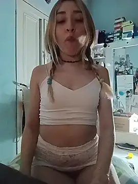 Snapshot of soylulita07 chatting on March 1, 4:01 am soylulita07 online show from March 1, 4:01 am