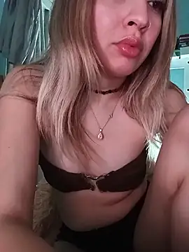 soylulita07 online show from May 4, 5:11 am