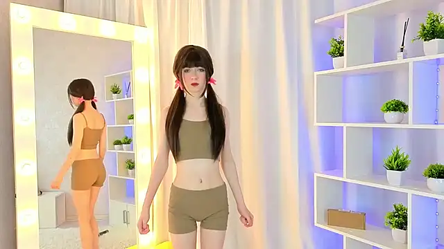 ViollaBloom online show from February 13, 2:11 am