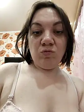 Snapshot of LimonLoveqw chatting on February 20, 6:32 pm LimonLoveqw online show from February 20, 6:32 pm