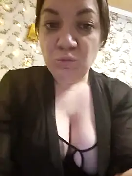 Snapshot of LimonLoveqw chatting on January 8, 1:39 pm LimonLoveqw online show from January 8, 1:39 pm