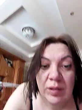 Snapshot of LimonLoveqw chatting on February 2, 5:39 am LimonLoveqw online show from February 2, 5:39 am