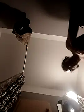 Olivassl22 online show from April 7, 6:21 pm