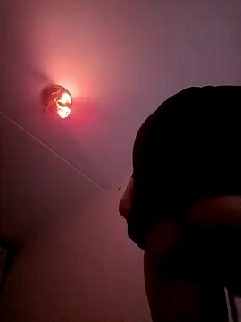 Olivassl22 online show from March 22, 9:16 pm