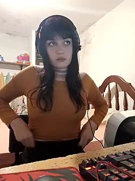 Snapshot of ladydark25 chatting on December 15, 2:06 am ladydark25 online show from December 15, 2:06 am