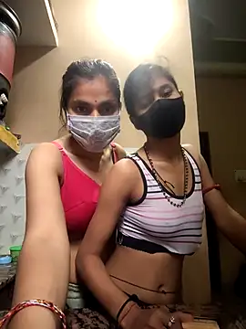 Snapshot of jaanvi-Rani chatting on February 18, 3:26 am jaanvi-Rani online show from February 18, 3:26 am