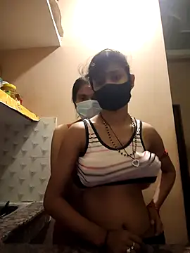 Snapshot of jaanvi-Rani chatting on February 24, 3:35 pm jaanvi-Rani online show from February 24, 3:35 pm