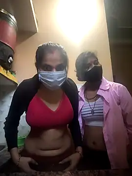 Snapshot of jaanvi-Rani chatting on February 5, 3:13 am jaanvi-Rani online show from February 5, 3:13 am