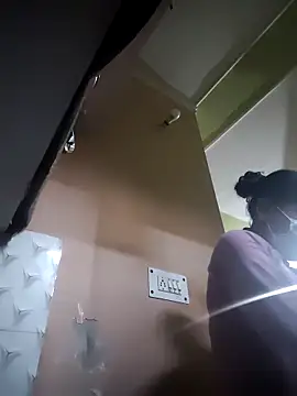 Snapshot of jaanvi-Rani chatting on February 4, 3:23 am jaanvi-Rani online show from February 4, 3:23 am