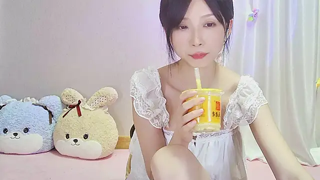 Snapshot of Gxhmelx-xiaoxiao chatting on June 15, 2:50 pm Gxhmelx-xiaoxiao online show from June 15, 2:50 pm