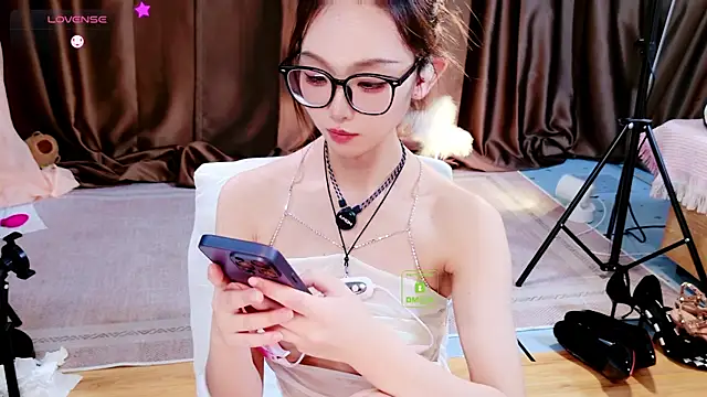 Chenchen 666 online show from May 14, 2:14 pm