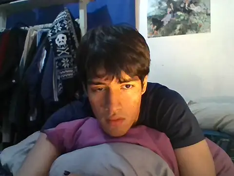 isalexhot online show from December 17, 8:36 pm