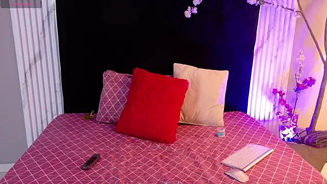 bella moonlight cr online show from April 14, 3:33 am