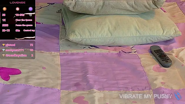 Snapshot of bella_moonlight_cr chatting on March 2, 5:08 am bella moonlight cr online show from March 2, 5:08 am