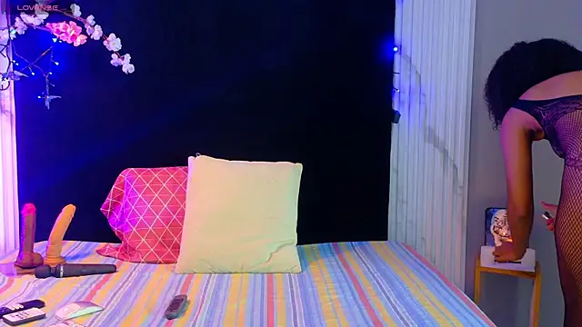 bella moonlight cr online show from March 21, 3:52 am