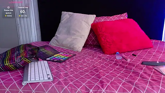 bella moonlight cr online show from April 18, 3:42 am