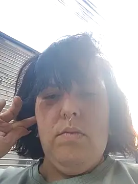 Divine Pouvoir online show from February 26, 8:09 pm