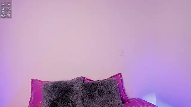 Snapshot of Lilicopper___ chatting on December 18, 2:38 am Lilicopper online show from December 18, 2:38 am