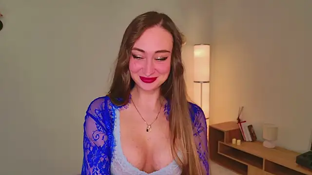 Snapshot of Pixie_Vice chatting on December 14, 9:31 pm Pixie Vice online show from December 14, 9:31 pm