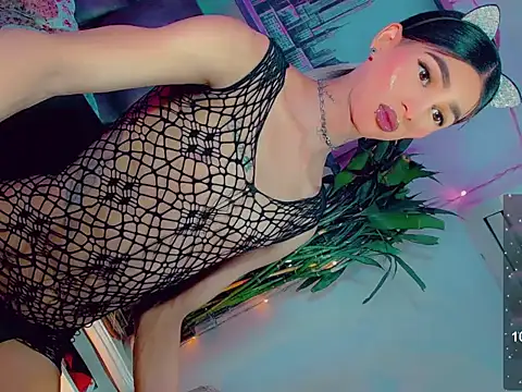 agathaferrer3 online show from March 28, 4:13 am