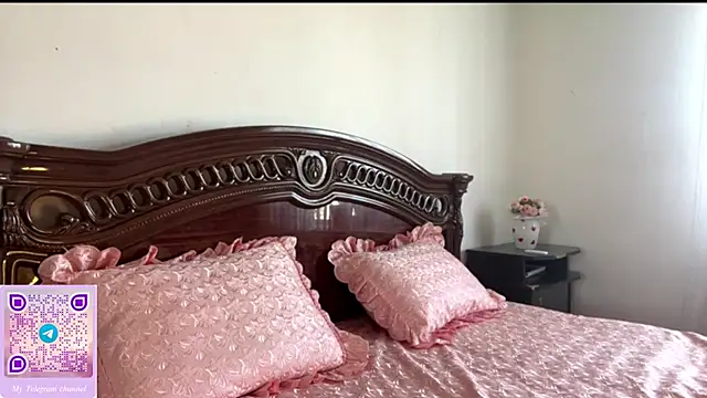 BethZiglar online show from March 27, 8:26 am