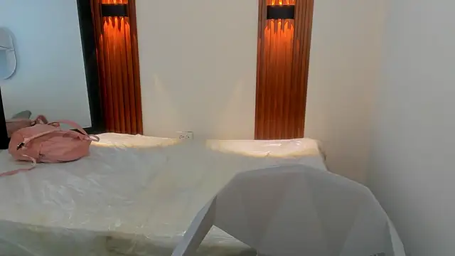 VivianOwen9 online show from February 2, 11:42 am