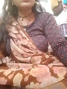 Snapshot of Sweet_Couple_01 chatting on June 23, 7:39 am Sweet Couple 01 online show from June 23, 7:39 am