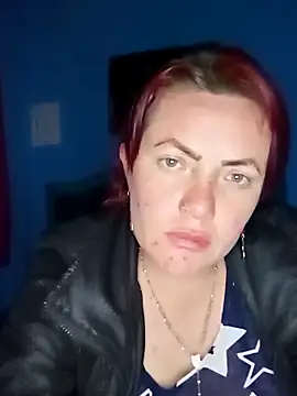 Snapshot of Annelis1 chatting on December 17, 6:29 am Annelis1 online show from December 17, 6:29 am