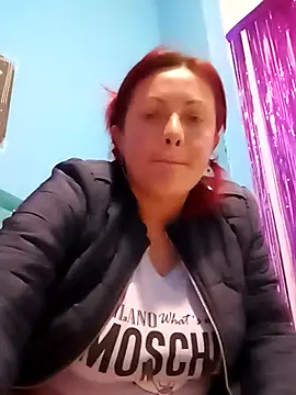 Snapshot of Annelis1 chatting on January 6, 4:27 am Annelis1 online show from January 6, 4:27 am