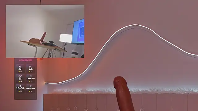 kylie river online show from December 22, 12:05 pm