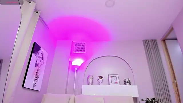 Sensual shannell online show from April 15, 3:01 am