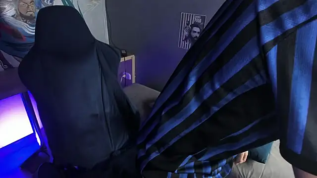 Criss Adams online show from January 12, 2:29 am