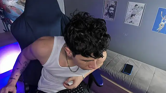 Criss Adams online show from January 14, 2:04 am