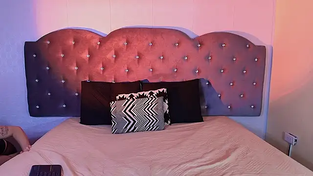 scarlett venom  online show from March 28, 7:59 pm