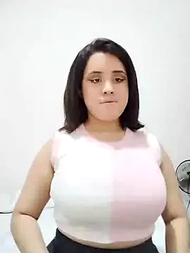 Missnia online show from April 8, 1:12 pm
