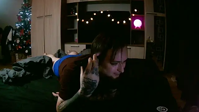 punksshow online show from December 17, 3:17 pm