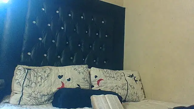 BustyBabyJ online show from November 22, 9:41 am